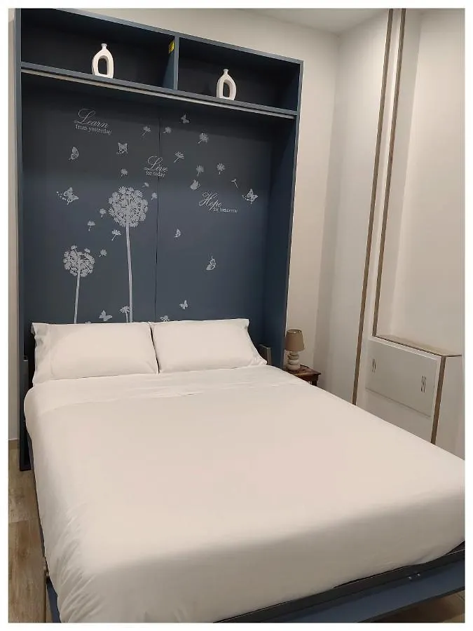 Pigro House - Bologna Airport Suite Pensionat