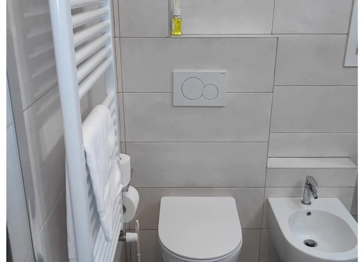 Pigro House - Bologna Airport Suite Affittacamere